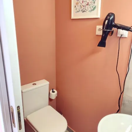 Center Clean & Cozy 3 Apartment